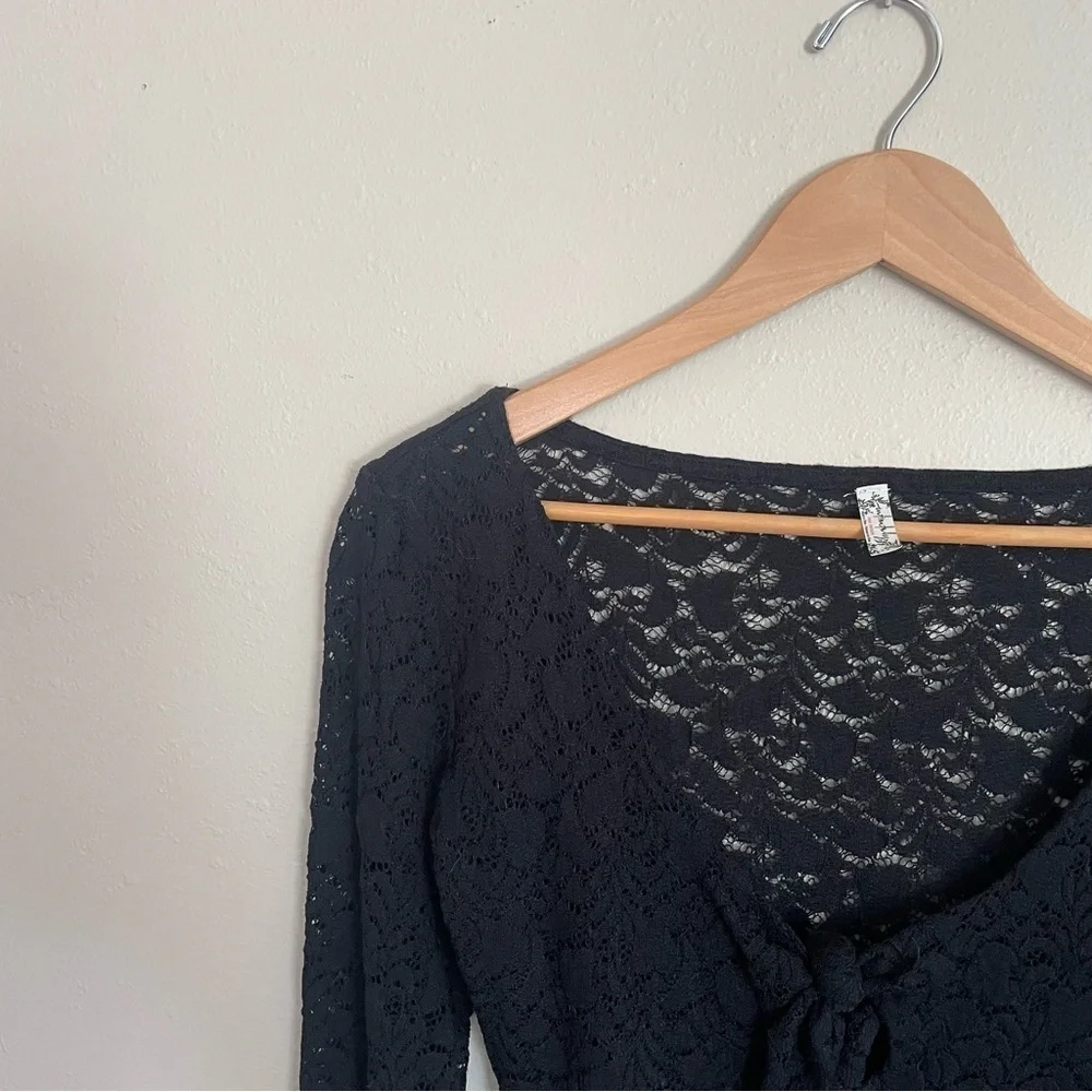 Free People‎ ~ Intimately Free Whimsigoth Black Lace Keyhole Front Top